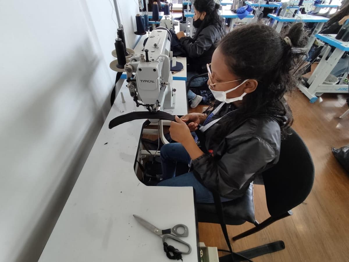 Confección de equipo Sequoia Speed en Bogotá