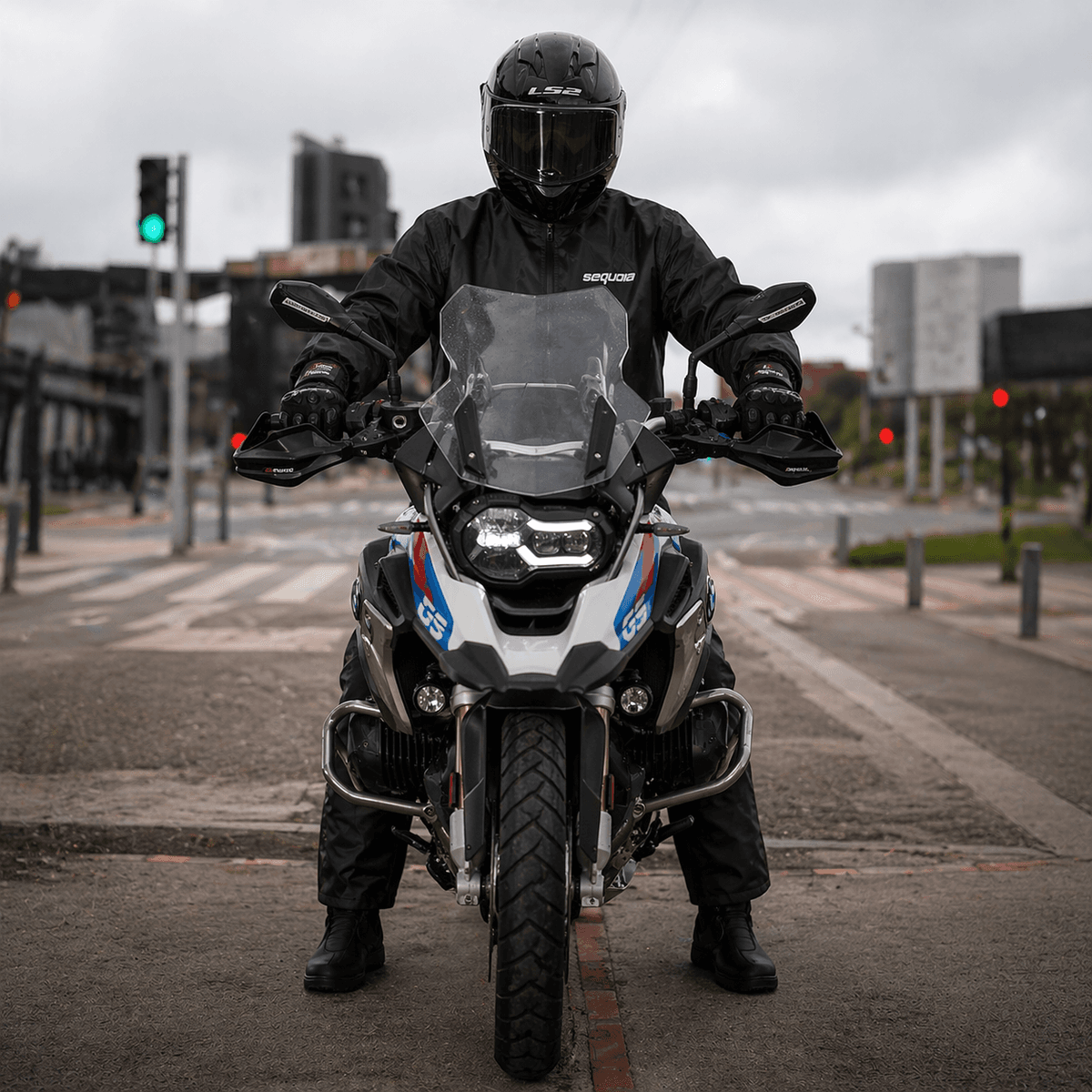 Combo Impermeable + Zapatones Sequoia Suela dura+ forro morral Moto, Motociclismo
